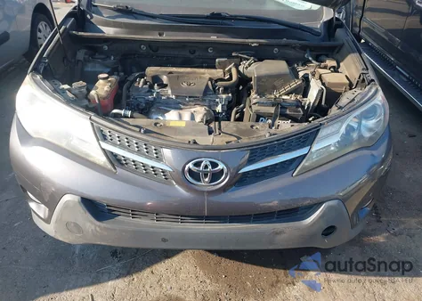 2015 Toyota Rav4 Xle z USA, uszkodzony, nr VIN JTMWFREV1FJ041144